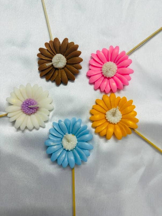 Daisy flower candles